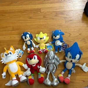 Sonic the Hedgehog Plush Toy Collection - Blue, Yellow, Red, Silver
